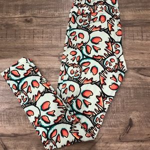 LulaRoe Halloween Disney Poison Apple leggings
